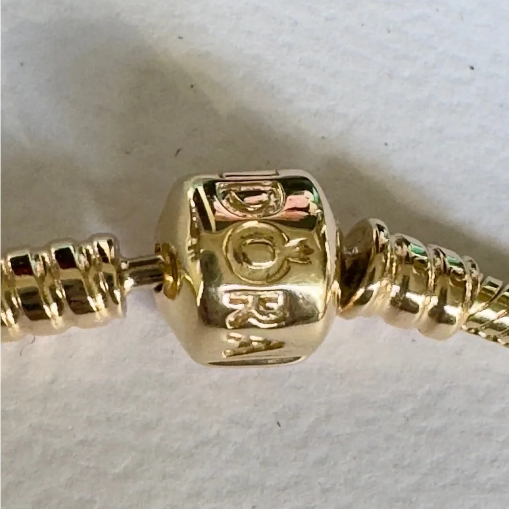 100% Authentic PANDORA Moments Snake  Bracelet 14k Yellow Gold 8.3”